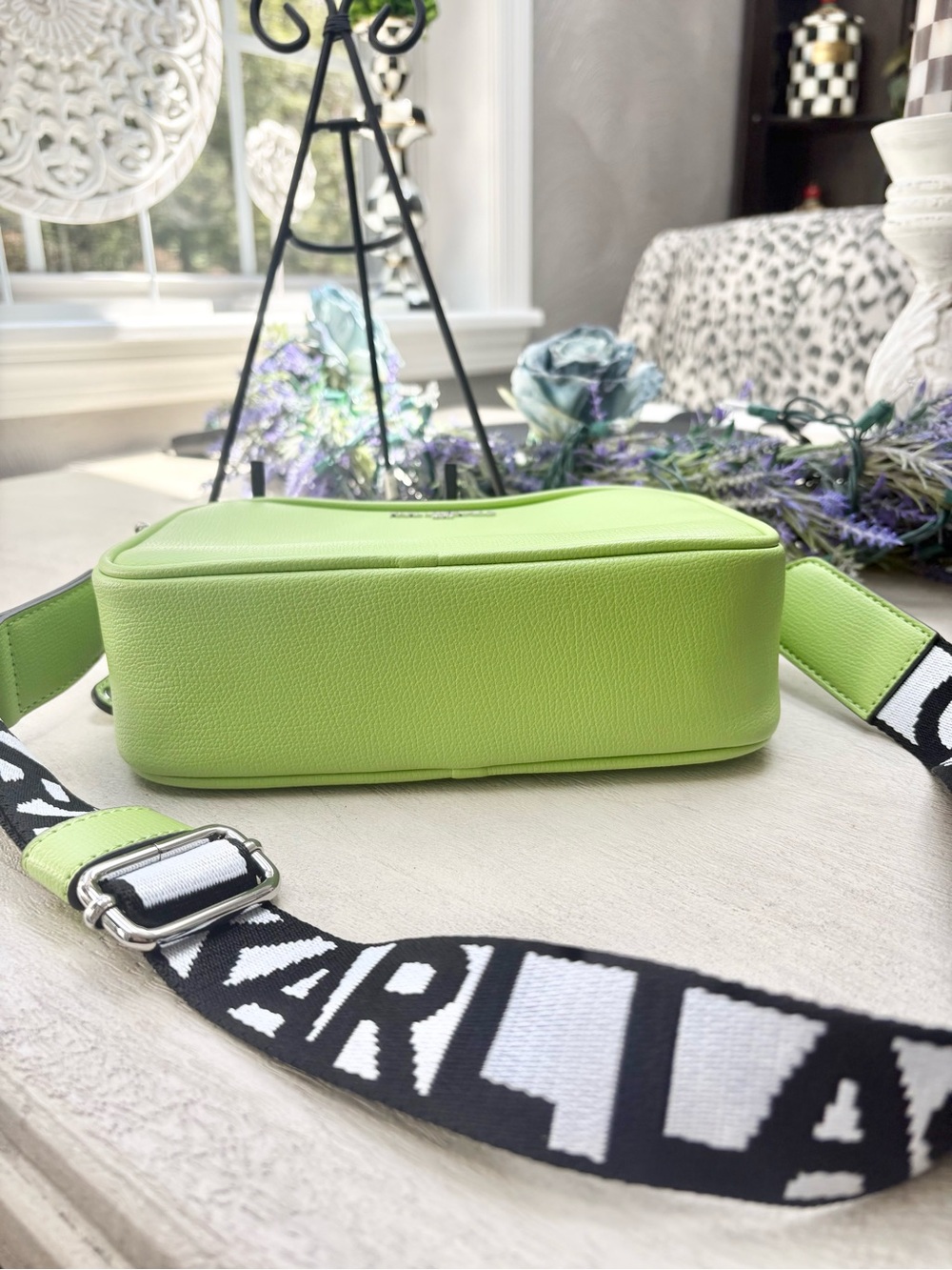 Karl Lagerfeld Crossbody💚 - Picture 7 of 8